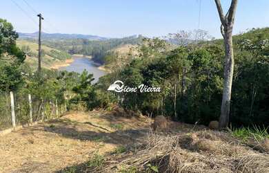 Imagem: O terreno possui 1377m² de Área e está localizado em Jambeiro