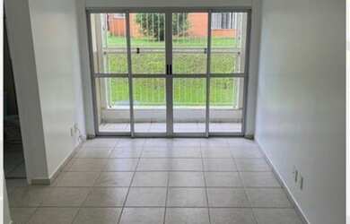 Imagem: O apartamento possui 3 Dormitórios, 1 Banheiro, 1 Vaga na garagem