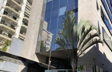 Imagem: O depósito possui 1 Vaga na garagem e 32m² de Área e está