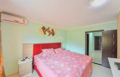 Imagem 11: Casa de 248 m² com 3 quartos no Bairro Guabirotuba