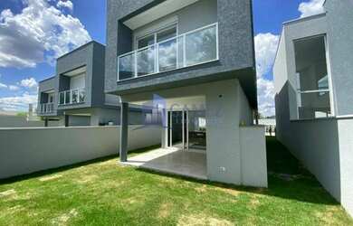 Imagem 6: Casa Padrão. 261m² de Área, 2 Vagas na garageme3 Dormitórios