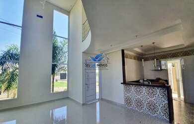 Imagem: A casa em condomínio possui 4 Dormitórios, 5 Banheiros, 4