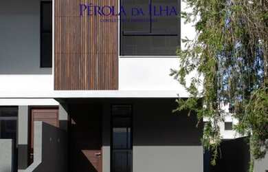 Imagem: A casa em condomínio possui 3 Dormitórios, 2 Banheiros, 1