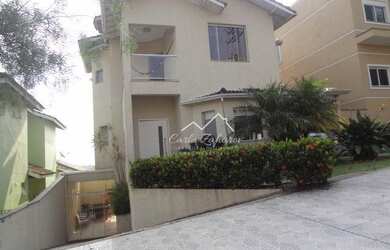 Imagem: A casa em condomínio possui 3 Dormitórios, 5 Banheiros, 2