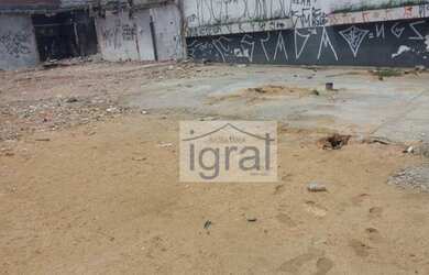 Imagem: O terreno possui 762m² de Área e está localizado em Parque