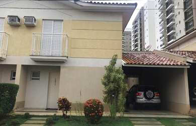 Imagem: A casa em condomínio possui 3 Dormitórios, 3 Banheiros, 2