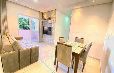 Imagem: O apartamento possui 2 Dormitórios, 2 Banheiros, 1 Vaga na