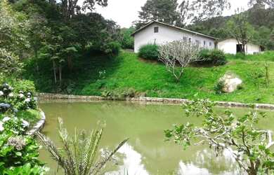 Imagem: A fazenda possui 25.000m² de Área e está localizado em Camanducaia