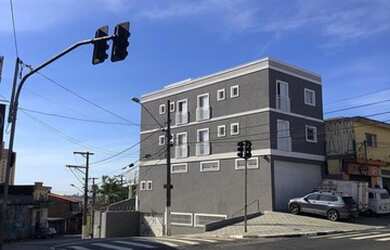 Imagem: O depósito possui 5 Vagas na garagem, 485m² de Área e está