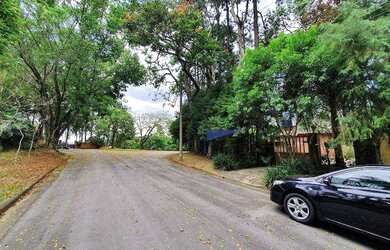 Imagem: O terreno possui 2.058m² de Área e está localizado em Moinho