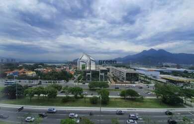 Imagem: O depósito possui 1 Vaga na garagem, 30m² de Área e está