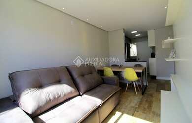 Imagem: A casa em condomínio à venda possui 2 Dormitórios, 1 Banheiro