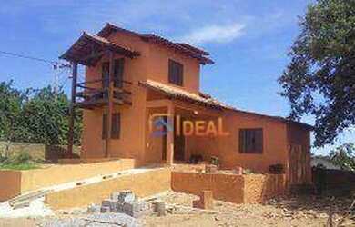 Imagem: A casa possui 2 Dormitórios, 1 Banheiro, 5 Vagas na garagem