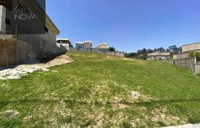 Imagem: O terreno possui 849m² de Área e está localizado em Alphaville