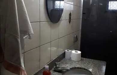 Imagem: O quarto está localizado em Vila Mathias, Santos para alugar