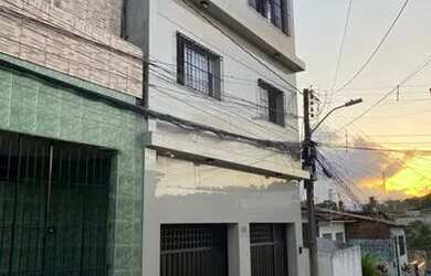 Imagem: A casa em condomínio possui 2 Dormitórios e 1 Banheiro e está