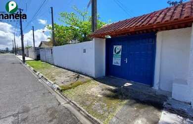 Imagem: A casa possui 2 Dormitórios, 2 Banheiros, 1 Vaga na garagem