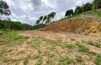 Imagem: A chácara possui 5.000m² de Área e está localizado em Santa