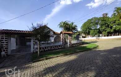 Imagem 2: Casa à venda Avenida Felipe Weimann, Santa Tereza - Porto Alegre