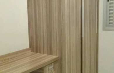 Imagem: O apartamento possui 2 Dormitórios, 1 Banheiro, 2 Vagas na