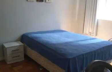 Imagem: O quarto possui Imóvel mobiliado e está localizado em Graça