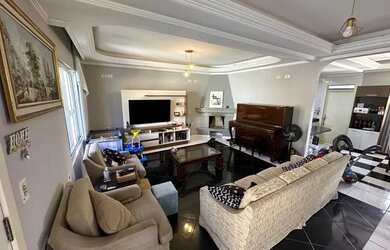 Imagem 4: Casa de 3 Andares no Ariribá à venda em Balneário Camboriú