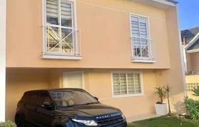 Imagem: A casa em condomínio possui 3 Dormitórios, 3 Banheiros, 2