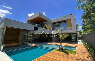 Imagem: A casa em condomínio possui 5 Dormitórios, 5 Banheiros, 4