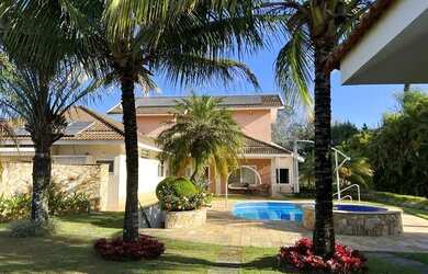 Imagem: A casa em condomínio possui 3 Dormitórios, 5 Banheiros, 5