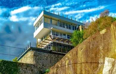 Imagem 3: MAGNÍFICA MANSÃO em SANTO ANTÔNIO DE LISBOA