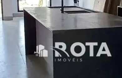 Imagem 7: Casa 3 suítes, piscina e FOTOVOLTÁICA