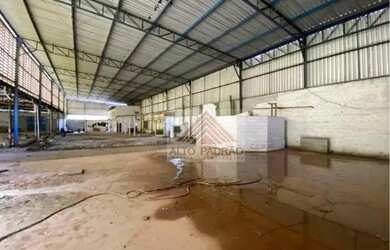 Imagem: O depósito possui 2 Vagas na garagem e 3m² de Área e está