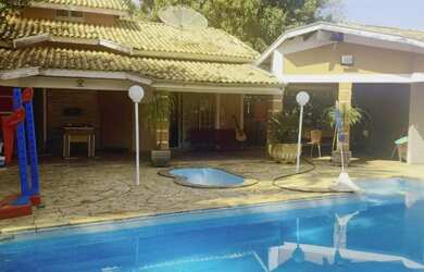 Imagem: A pousada chalé à venda possui 2 Dormitórios, Acomodam 15