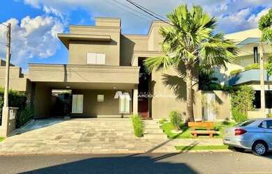 Imagem: A casa em condomínio possui 4 Dormitórios, 5 Banheiros, 4