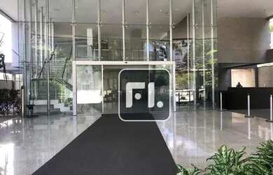 Imagem: O depósito possui 5 Vagas na garagem, 252m² de Área e está