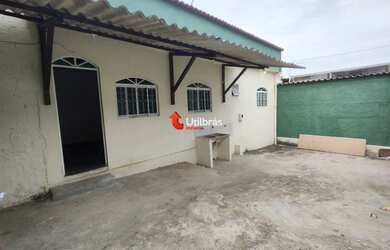 Imagem: A casa possui 1 Dormitório, 1 Banheiro, 3 Vagas na garagem