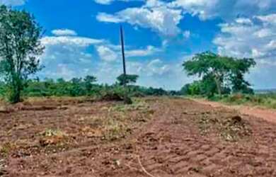 Imagem 4: Fazenda/Sítio/Chácara para venda tem metros quadrados em zona rural...