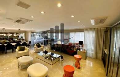 Imagem: O apartamento possui 3 Dormitórios, 2 Banheiros, 4 Vagas na