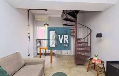 Imagem: O studio possui 1 Dormitório, 1 Banheiro, 1 Vaga na garagem