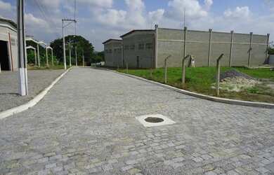 Imagem 4: Galpão/Depósito/Armazém para aluguel possui 450 metros quadrados em...