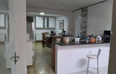 Imagem 10: Ampla Casa Térrea 3 dormitórios com edícula por R$ 610.000 - Vila Nova Sorocaba - Sorocaba