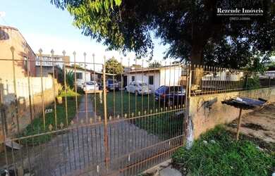 Imagem: O terreno à venda possui e está localizado em Fazendinha