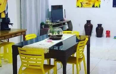 Imagem: A casa possui 5 Dormitórios, 5 Banheiros, 2 Vagas na garagem