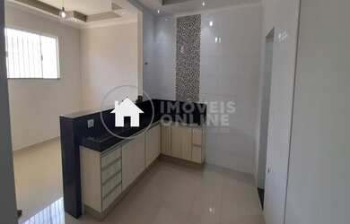 Imagem: O apartamento possui 2 Dormitórios, 2 Banheiros, 2 Vagas na