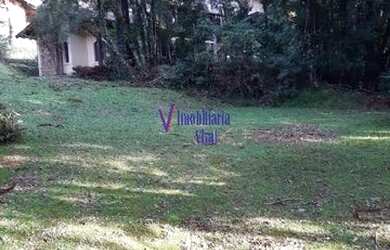 Imagem: O terreno possui 1.400m² de Área e está localizado em Canela