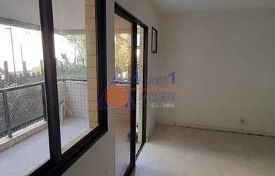 Imagem: O apartamento possui 3 Dormitórios, 1 Banheiro, 1 Vaga na garagem