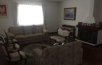 Imagem: A casa em condomínio possui 4 Dormitórios, 5 Banheiros, 4