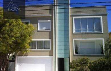 Imagem: A casa em condomínio possui 4 Dormitórios, 5 Banheiros, 5