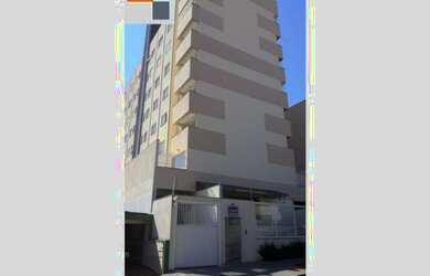 Imagem: O apartamento possui 1 Dormitório, 1 Banheiro, 1 Vaga na garagem