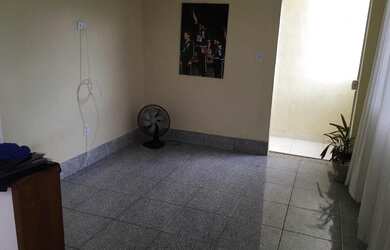 Imagem 1: Alugo casa R$ 750,00. 1 Banheiroe1 Dormitório